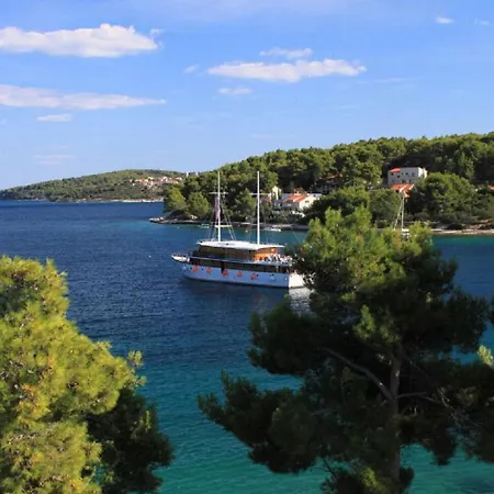 Apartment Rud - 15 M From Sea Lumbarda