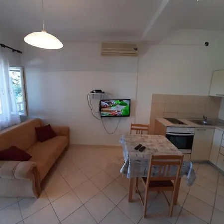 Апартаменты Apartments Amalija *