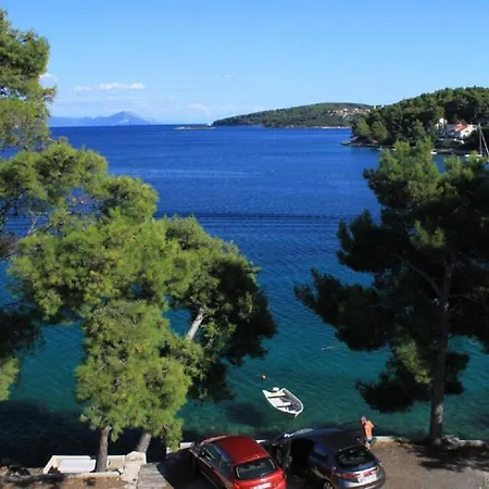 Rud - 15 M From Sea Apartment Lumbarda