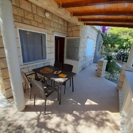 Апартаменты Apartments Amalija *