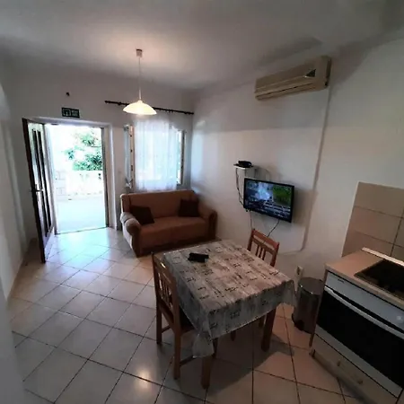 Apartments Amalija * Lumbarda