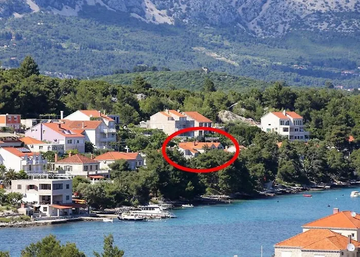 Apartments Amalija 鲁巴达